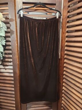 Briggs New York Dark Brown Velvet Maxi Skirt